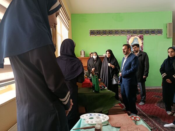 رونمایی از سه اثر به قلم سه دبیر دماوند