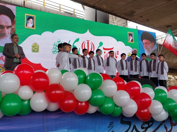 حضور حماسی منطقه ۵ در راهپیمایی ۲۲ بهمن