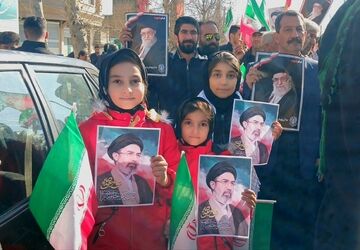 موج بیعت جوانان کامیاران با سیدمجتبی حسینی خامنه‌ای