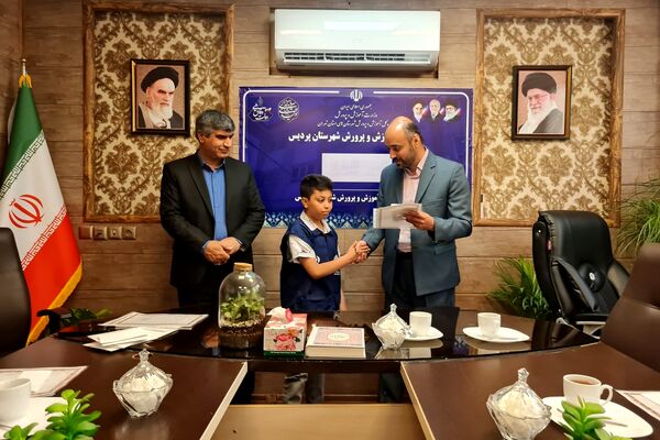 دیدار مسئولان اداره آموزش و پرورش پردیس با خبرنگاران پانا 
