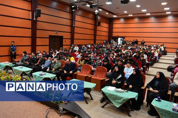 کاروان راهیان نور عازم خطه نور پسران بهارستان‌دو 