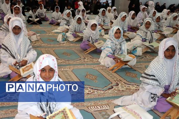 جشن روزه اولی‌ها در قلعه‌گنج 