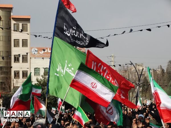 بیعت با سومین رهبر انقلاب اسلامی حضرت آیت الله  سید مجتبی حسینی خامنه ای (حفظه الله ) 
