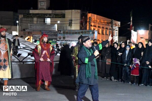 تعزیه خوانی در میدان امام خمینی ره شهرستان مرند