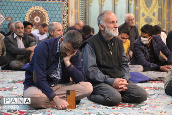 وداع با با ماه مهمانی خدا در امامزاده سید جعفر محمد یزد 