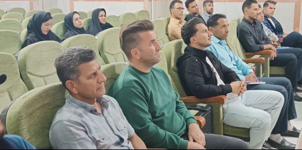 کارگاه توانمندسازی دبیران و آموزگاران جدیدالورود تربیت بدنی در نورآباد برگزار شد