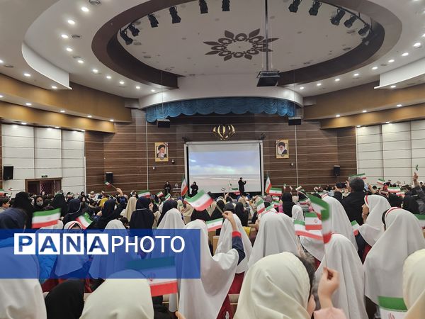 همایش بزرگ همیاران طبیعت و آموزش همگانی حفاظت از محیط زیست در منطقه پردیس 