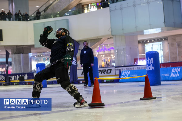 مسابقات اسکیت روی یخ