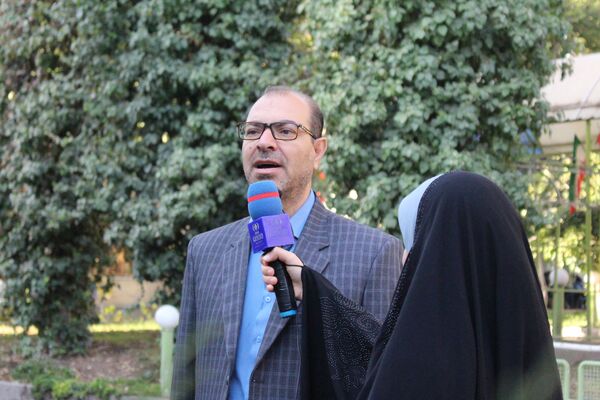 مراسم گرامیداشت هفته دفاع مقدس در اداره‌کل آموزش و پرورش اصفهان