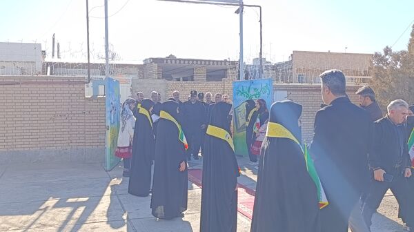 آیین نواختن زنگ انقلاب اسلامی به مناسبت چهل و ششمین سالگرد پیروزی انقلاب در نیشابور