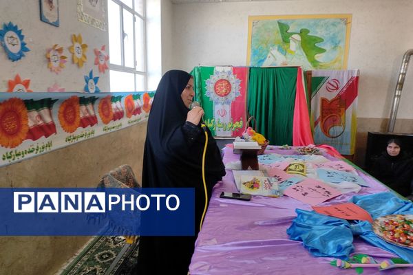 جشن و مولودی خوانی برای میلاد عدل گستر در آموزشگاه صنف پوشاک دو