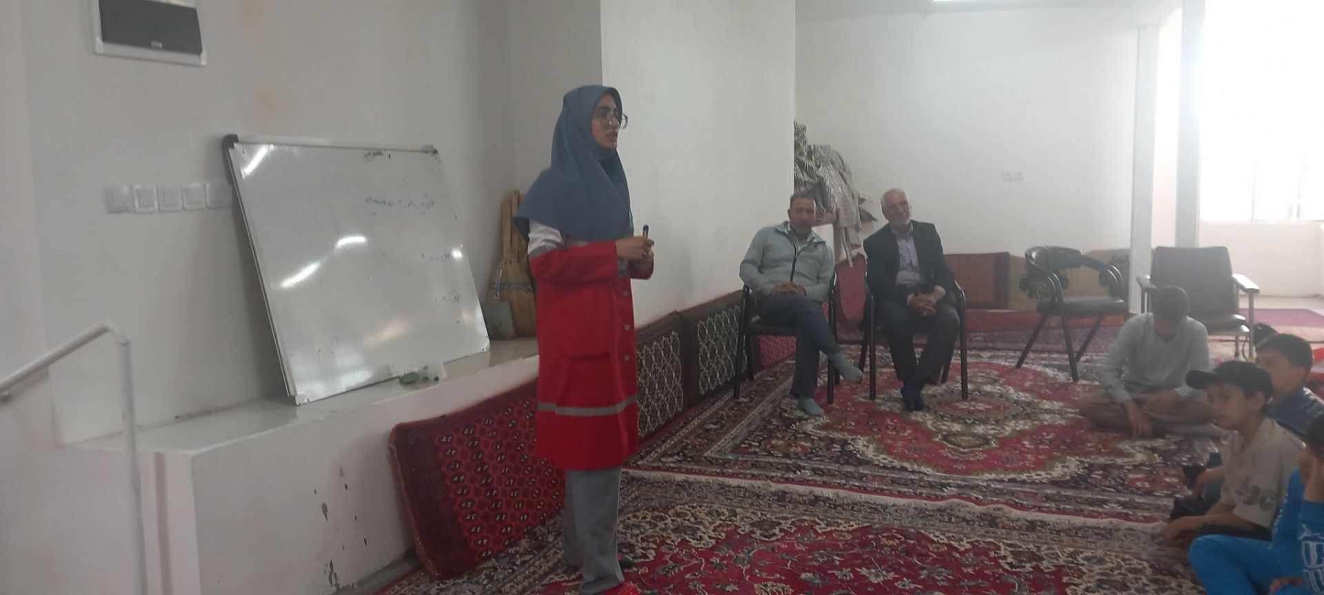 دوره‌ ی آموزشی کمک‌های اولیه و امداد و نجات در روستای سربالا