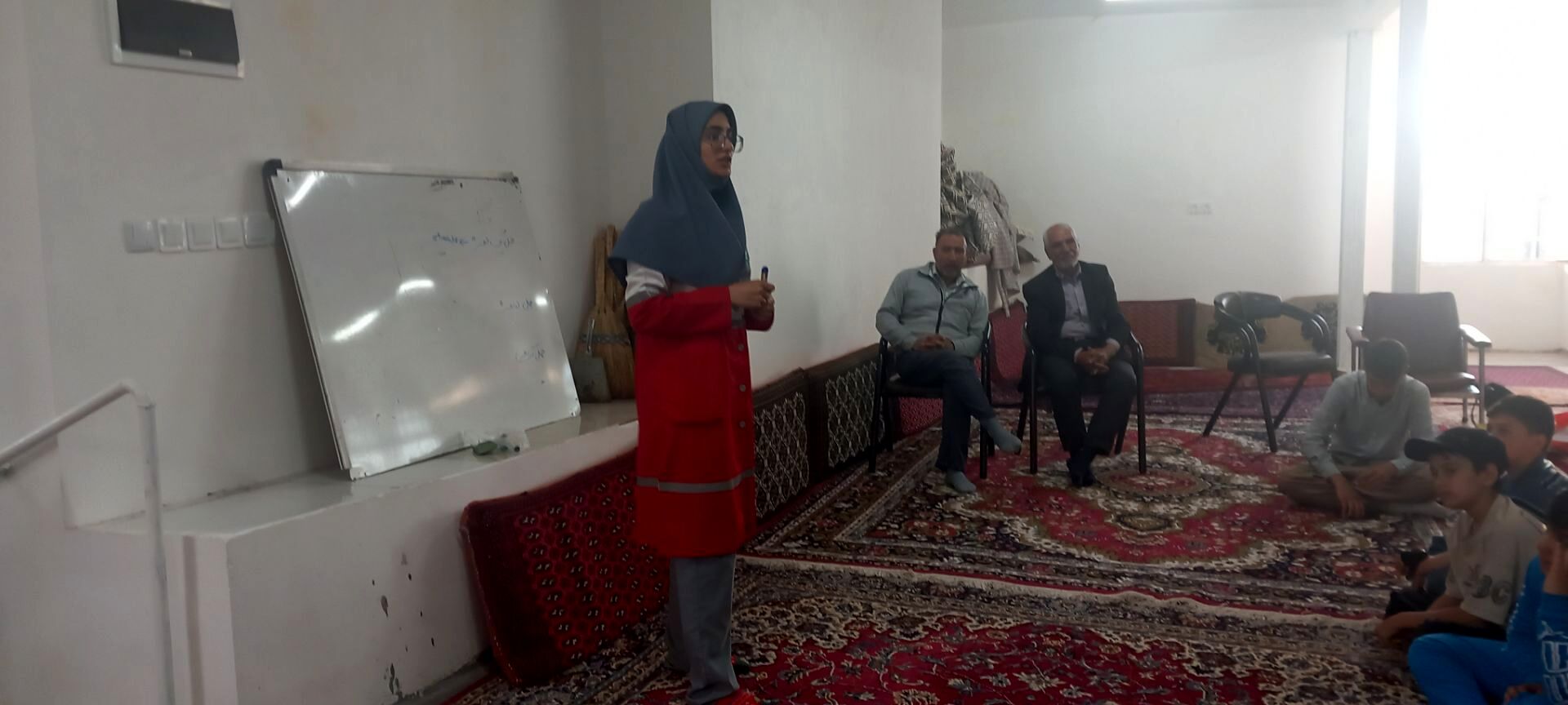 دوره‌ ی آموزشی کمک‌های اولیه و امداد و نجات در روستای سربالا