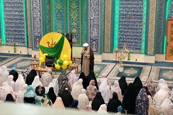 اولین روز اعتکاف دانش‌آموزی ناحیه 2 کرج و شهرستان فردیس