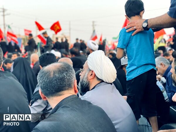 دریای خروشان جمعیت در سوگ «امام شهید امت» قم