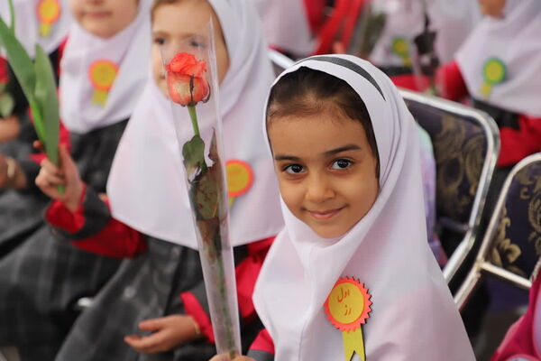 برگزلری جشن شکوفه‌ها در مرکز استان چهارمحال و بختیاری 