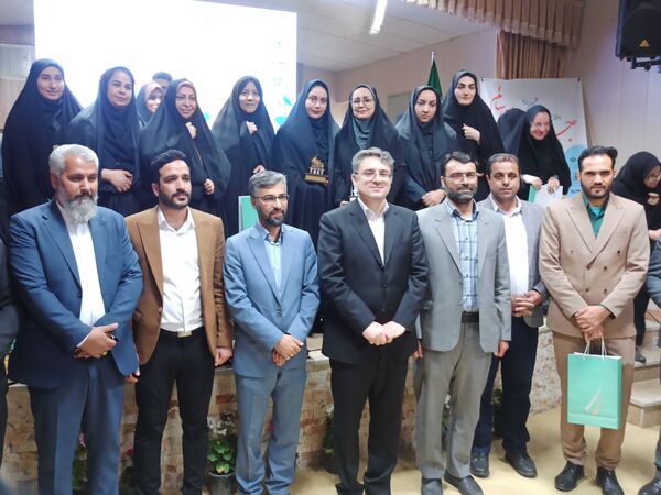 چهاردهمین جشنواره نوجوان سالم و یاریگران زندگی