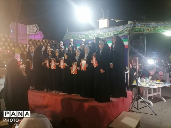 اجتماع دانش آموزان ناحیه سه در میدان احمدآباد