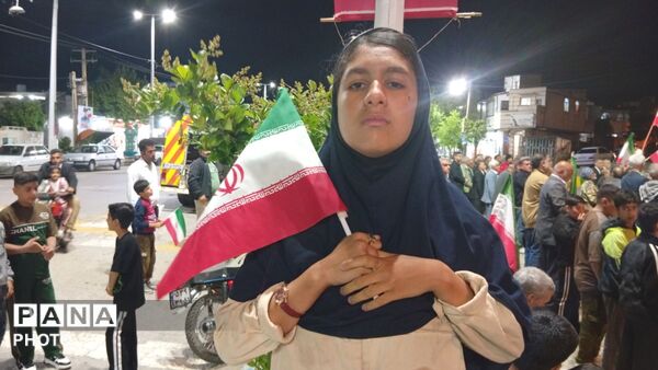 حضور پرشکوه معمولانی ها در حمایت از نیروهای مسلح کشور