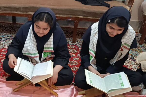 محفل انس با قرآن دانش آموزان دبیرستان مهر