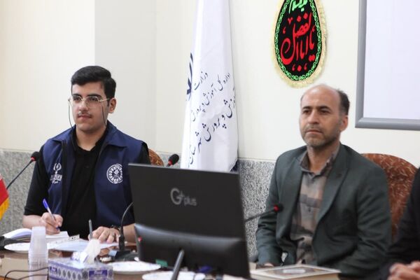 تجلیل از دانش‌آموز خبرنگاران پانا کاشان