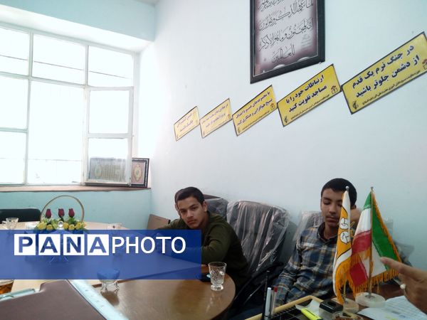 جلسه فرمانده واحد های بسیج دانش‌آموزی در شهرستان خلیل‌آباد