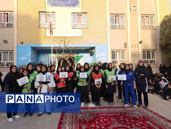 المپیاد ورزشی درون مدرسه ای در دبیرستان سروقد