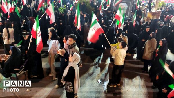 گردهمایی‌های پیوسته میدان امام(ره)