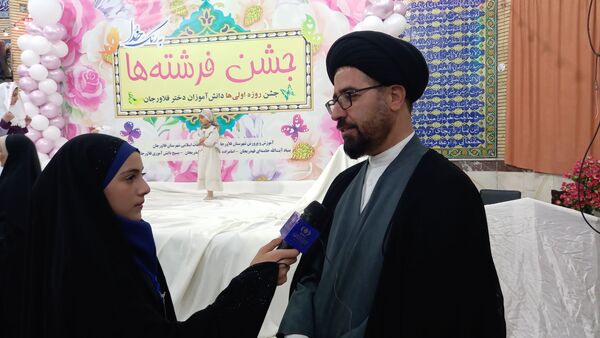 جشن بزرگ فرشته‌ها با حضور ۶۰۰ دانش‌آموز روزه اولی در فلاورجان