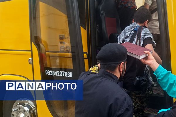 بزرگ مردان کوچک به سرزمین نور رهسپار شدند