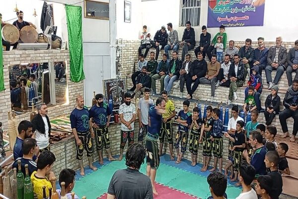 جشن امتیازدهی سالانه ورزشکاران به مناسبت روز فرهنگ پهلوانی و ورزش زورخانه ای در گود باستانی شهر بار 