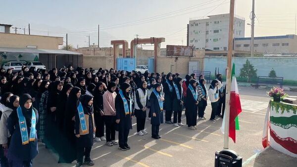 طنین زنگ گلبانگ انقلاب در مدارس شهرستان دشتی
