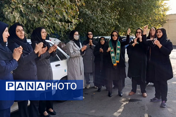 دومین جلسه کارگاه آموزشی ویژه مربیان پیشتاز ناحیه ۴ شیراز 