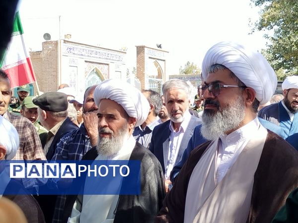 خروش مردم کاشمر در «جمعه خشم»؛ از امامزاده سید حمزه (ع) تا گلزار شهدا