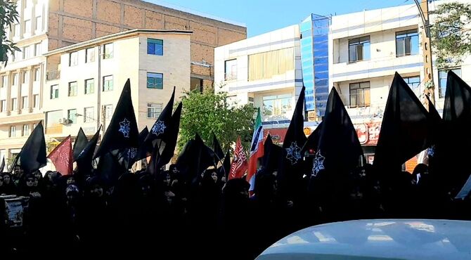 حماسه حضور مردم ملایر در مراسم  بدرقه «آقای شهید ایران»