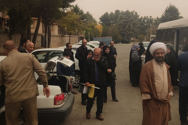 در مسیر تهران، در جست‌وجوی نور