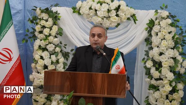 آیین تجلیل از فرهنگی بازنشسته در شهرستان مانه
