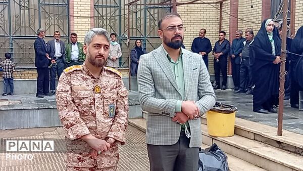 مراسم تشییع و تدفین پیکر مطهر بسیجی شهید مهدی پیرا 