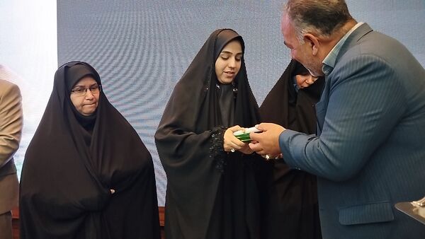 مراسم بزرگداشت مقام معلم در حسینیه جماران