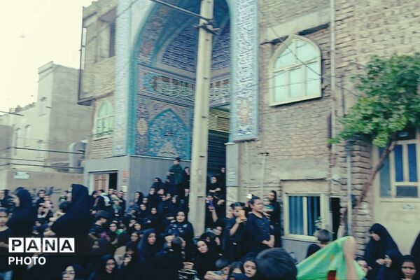 محله الارد میزبان شیرخواران حسینی
