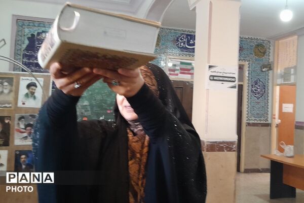 آغاز سال تحصیلی در مدرسه عباسقلی رهگذر با عطر رضوی