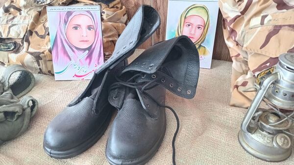 بزرگداشت هفته دفاع مقدس در دبیرستان فرهنگیان