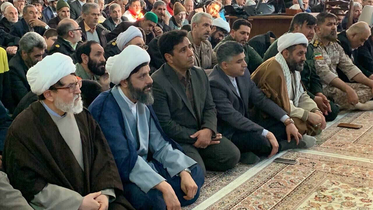 گرامیداشت سالروز تشییع ۳۱ شهید شهرستان شیروان در مصلی این شهر