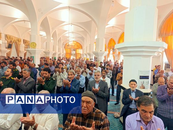 خلیل اباد همگام با ملت ایران فریاد خشم و نصر در نماز جمعه طنین انداز شد