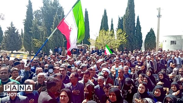 تشییع پیکر مطهر شهید علی کیانی در یاسوج 