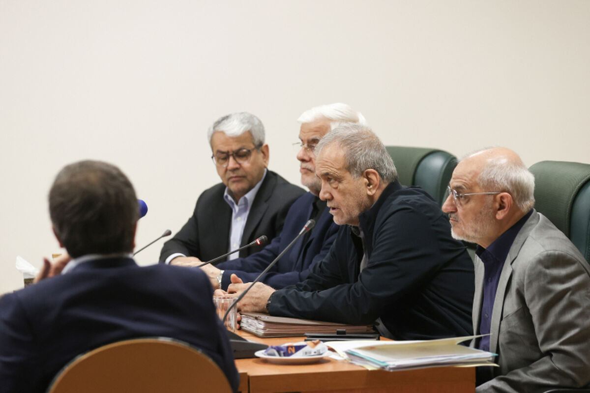 تاکید رئیس‌جمهور ‌بر تقویت انسجام ملی‌/‌ ثبت ملی آیین تشییع رهبر شهید در فهرست میراث فرهنگی ناملموس