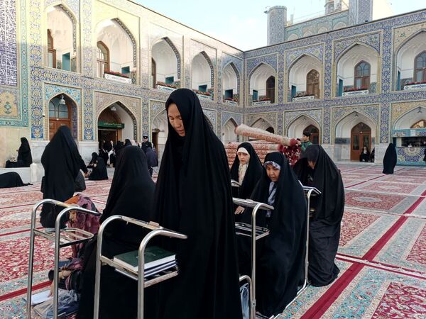 چهارشنبه‌های زیارتی در کنار امام مهربانی ها