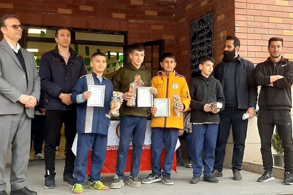 فرزندان ایران از مدارس شهریار تا راهپیمایی