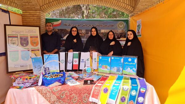 غرفه خبرگزاری پانا و سازمان دانش‌آموزی در مراسم افتتاحیه فعالیت‌های تابستانی