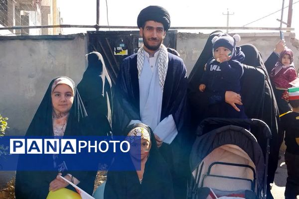 حضور پرشور مردم شیراز در راهپیمایی 22 بهمن، خون تازه در رگ‌های انقلاب 